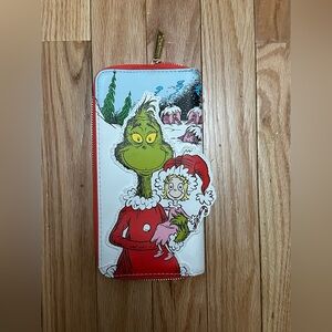 NWOT Loungefly Red Grinch and Cindy Lou Wallet